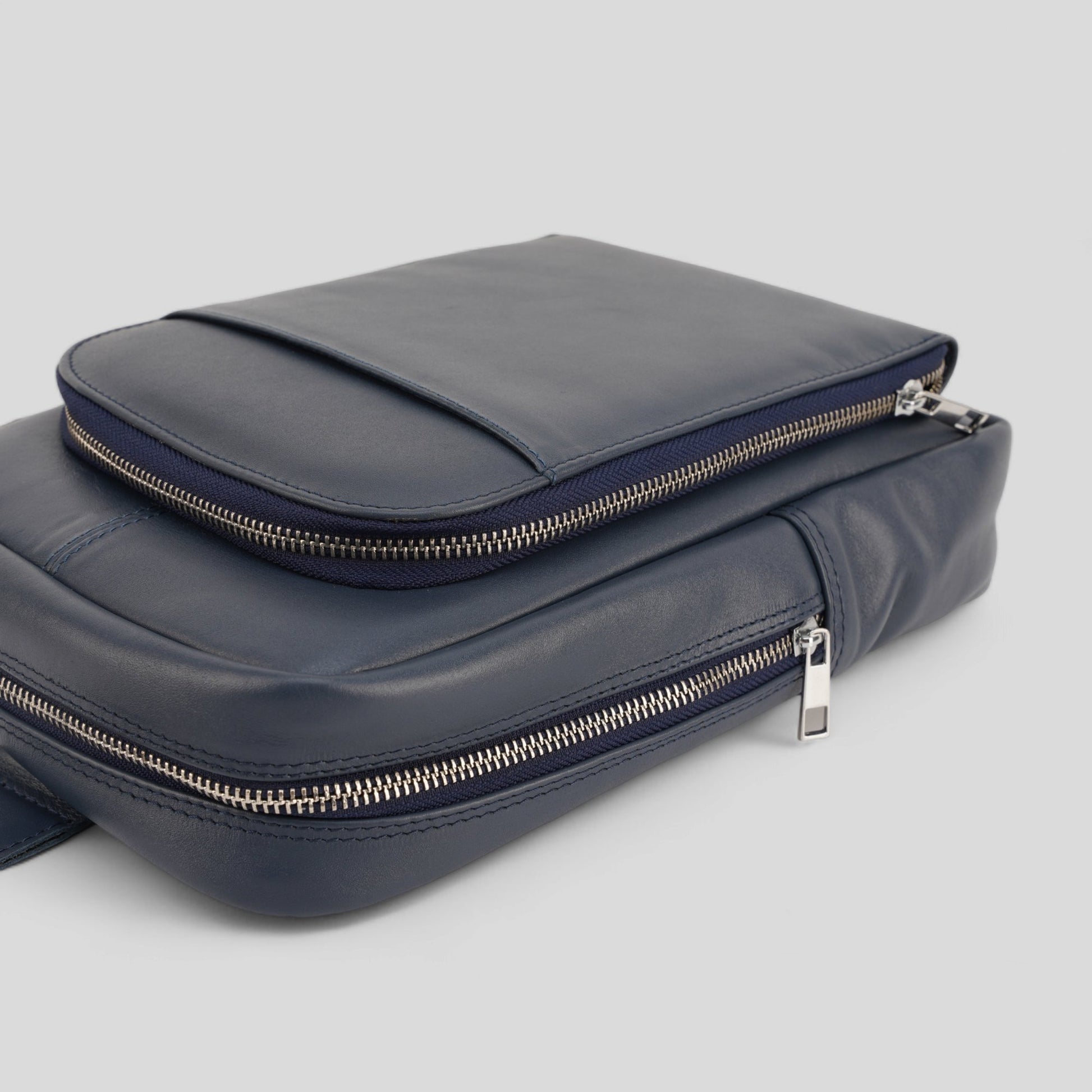 Daypack Crossbody Bag faire inspired Navy Blue - Waymate